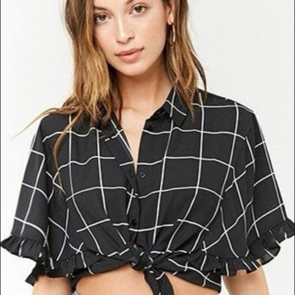 NWOT Black and White Sheer grid print blouse Size Small